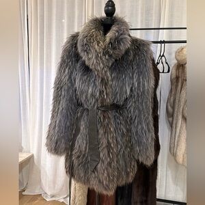 Luxurious silver fox Gray Fur Coat